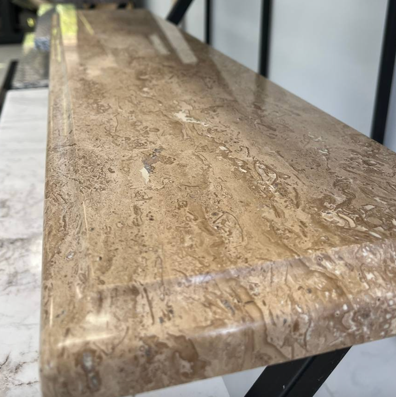 Marmură Emperador Light